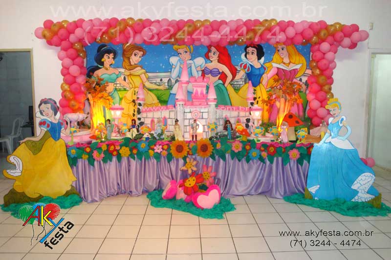 Kit Escolar barbie princesas plebeia anchietinha Itaigara decoracao  infantil casa de festas em salvador akyfesta buffet infantil decoracao para  festa bolos decorados salvador bahia 71 3244-4474